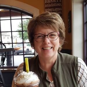 Meet your Posher, Suzanne